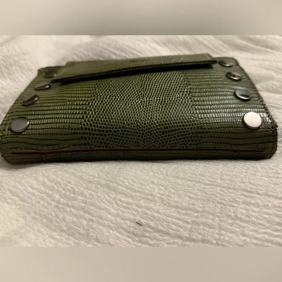 🌟 HAMMITT Levy Green Textured Crossbody Clutch - Picture 5 of 11